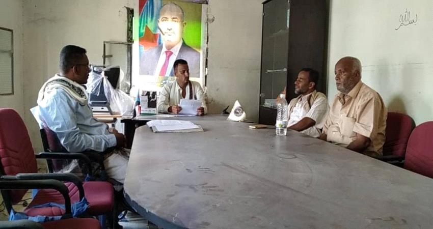 انتقالي المسيمير يناقش مستجدات عمل لجنة مراقبة الأسعار في المديرية