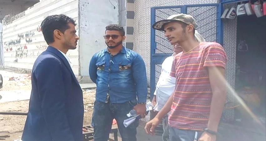 عدن.. صيانة شاملة لأعمدة الإنارة بخورمكسر