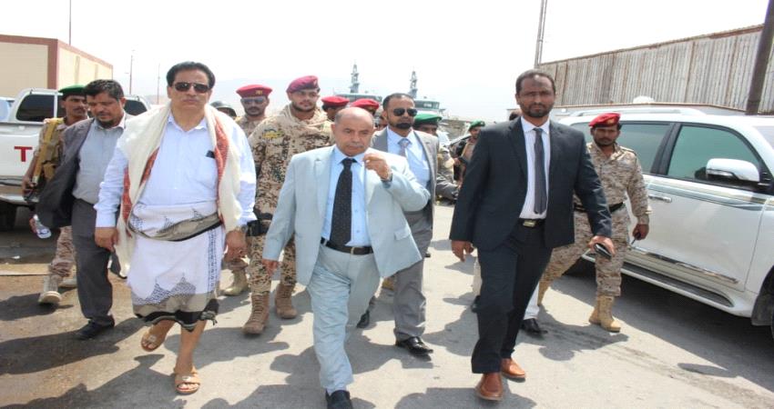 الخنبشي يوجه بإعادة تأهيل ميناء نشطون بالمهرة