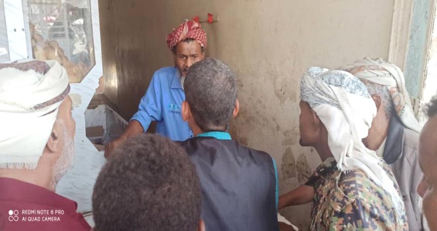 حملة لضبط المخالفين في اسعار بيع الروتي بلحج