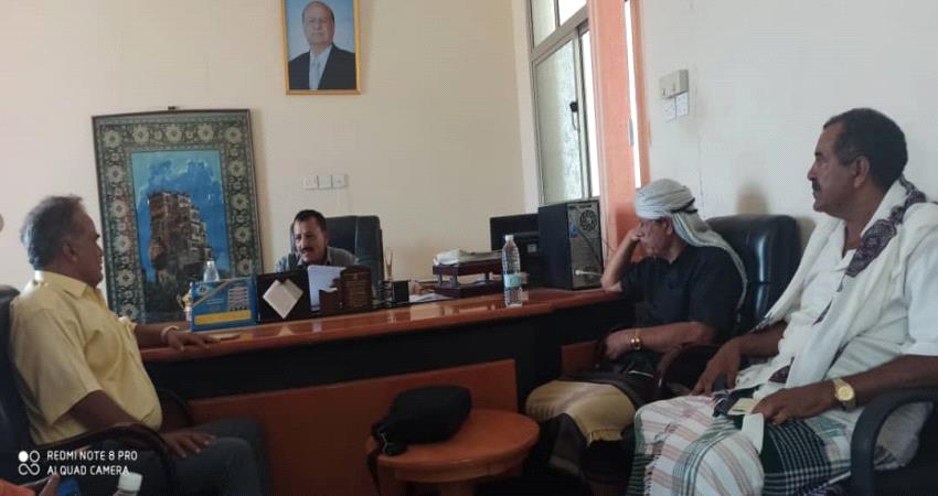 قيادة مبادرة لاجل لحج تجري مسح للإطلاع على احتياجات 5 وحدات صحية