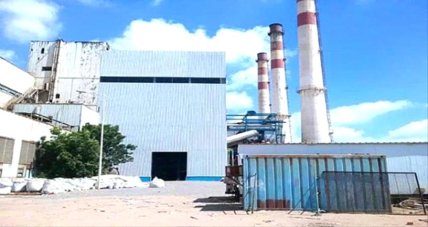 إشتداد وتيرة الحرب على محافظ عدن ونصح بالعودة للسيطرة على مرافق الخدمات