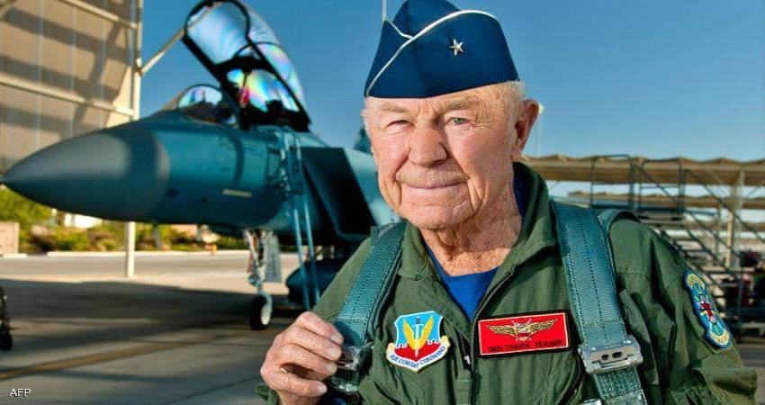 وفاة أول إنسان نقل عالم الطيران إلى الفضاء