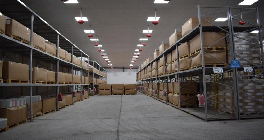 مركز سلمان يوزع مواد تشخيصية وعلاجية لمرض الملاريا والضنك