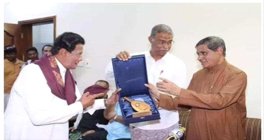 لفته إنسانية من المحافظ البحسني تجاه الفنان علي العطاس