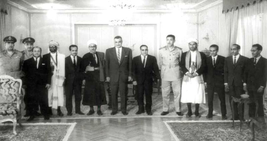 عقود من دخان الحروب.. جزء من مذكرات سياسي يمني بارز!