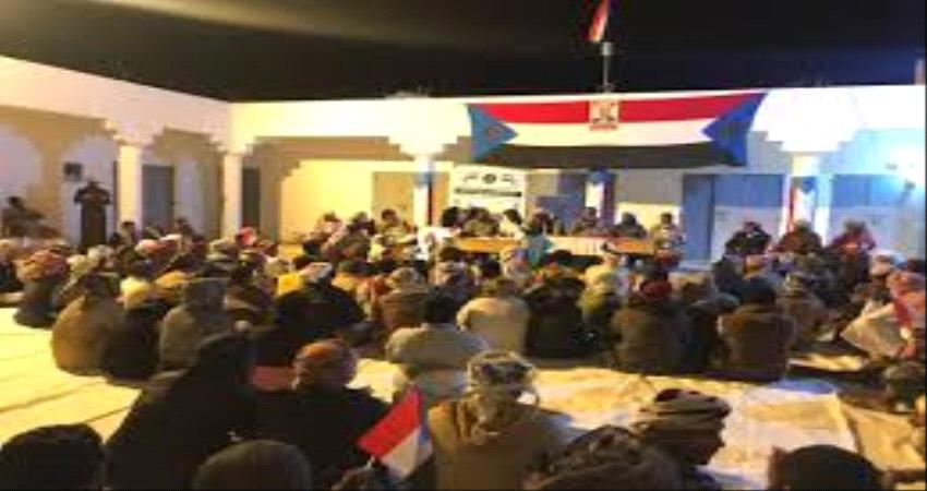 اجتماع تأسيسي لإشهار 4 مراكز محلية بمديرية السوم في حضرموت 