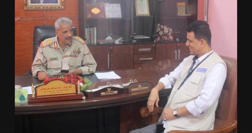 بحث المشاريع الجديدة المزمع تنفيذها خلال 2021 في لقاء جمع محافظ لحج و ال (يونبس)