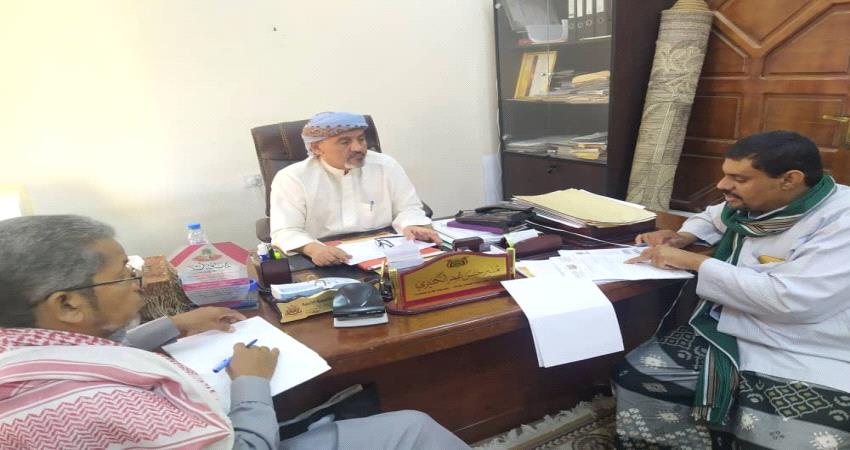 لقاء يناقش مستوى الأداء الإداري لمكتب الأوقاف بسيئون خلال عام  2020