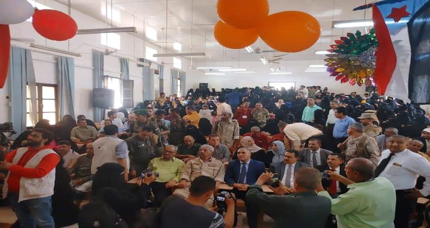 بحضور الانتقالي...كلية التربية جامعة عدن تحتفي بالذكرى ال 40 لتأسيسها