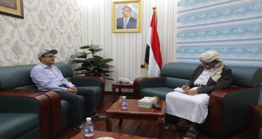 المهرة.. توفير وسيلتي نقل للاستدعاءات الطارئة في مستشفى الغيضة المركزي