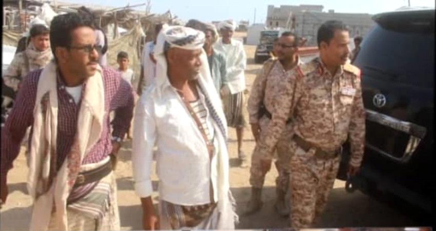 أول زيارة لمحافظ ابين لمواقع المواجهة العسكرية بالشيخ سالم