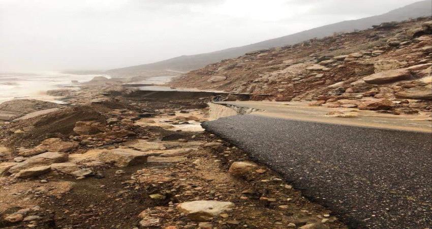 خليفة الإنسانية تدشن  أعمال إعادة التأهيل لشوارع قلنسية المتضرر من الإعصار