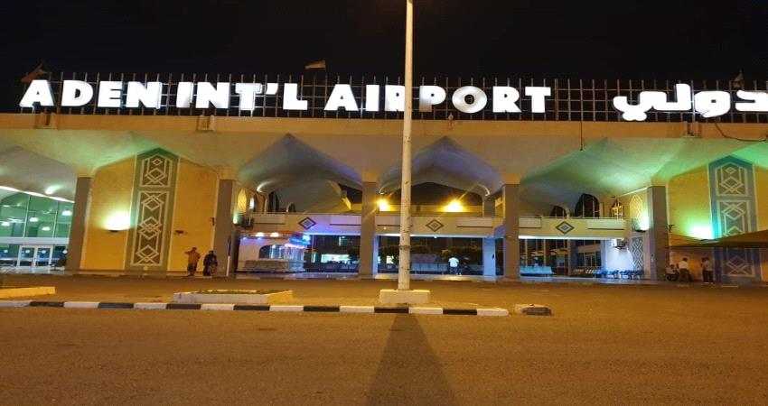 قيادي بالانتقالي : لا يوجد ما يمنع عودة الحكومة وهذا سبب تأخرها