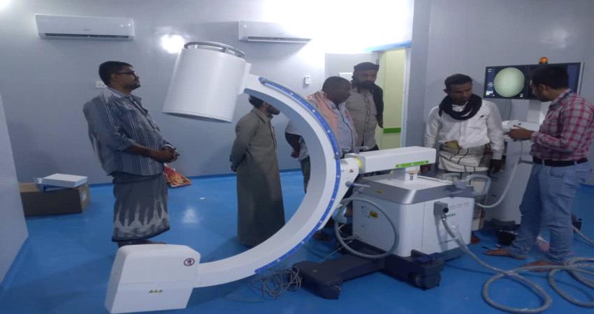 تجهيزات طبية خاصة تصل الى المستشفى التخصصي الخيري للكلى عزان