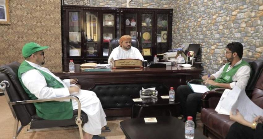 المهرة.. البرنامج السعودي يناقش سير مشاريعه مع وكيل المحافظة