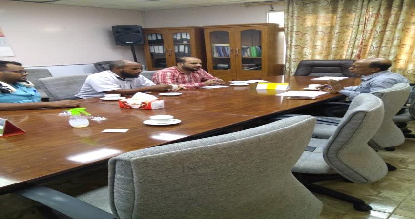 المكلا.. مناقشة افتتاح مكتب الهيئة العامة للشؤون البحرية بميناء نشطون 