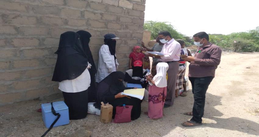 لحج : مشرف صحي بمنظمة عالمية يشيد بعمل لجان التحصين بطورالباحه