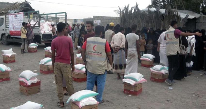 الإمارات تواصل قوافلها الإنسانية لأهالي الساحل الغربي باليمن فيديو