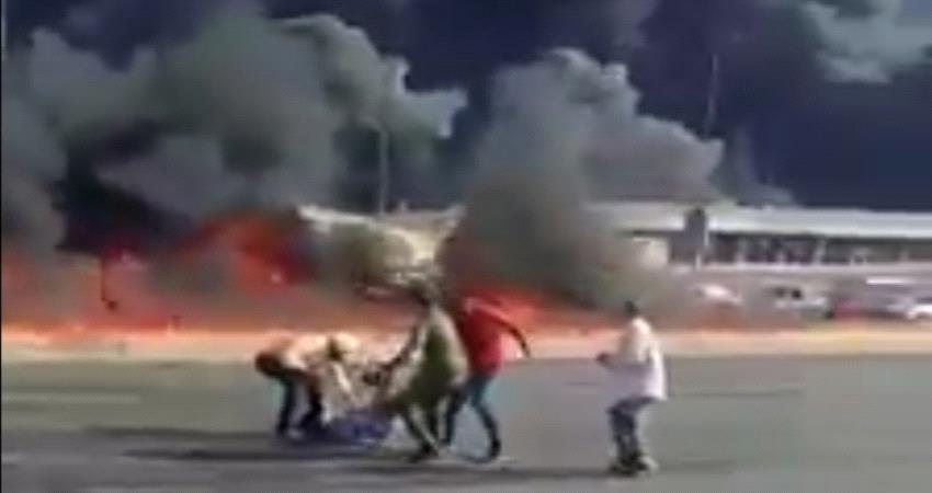 فيديو/ شاهد لحظة تفحم 31 سيارة بانفجار انبوب بترول في #مصر