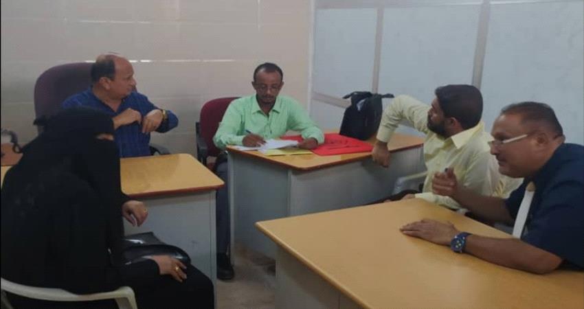 نقابة نظافة عدن تناقش المستحقات المالية للموظفين