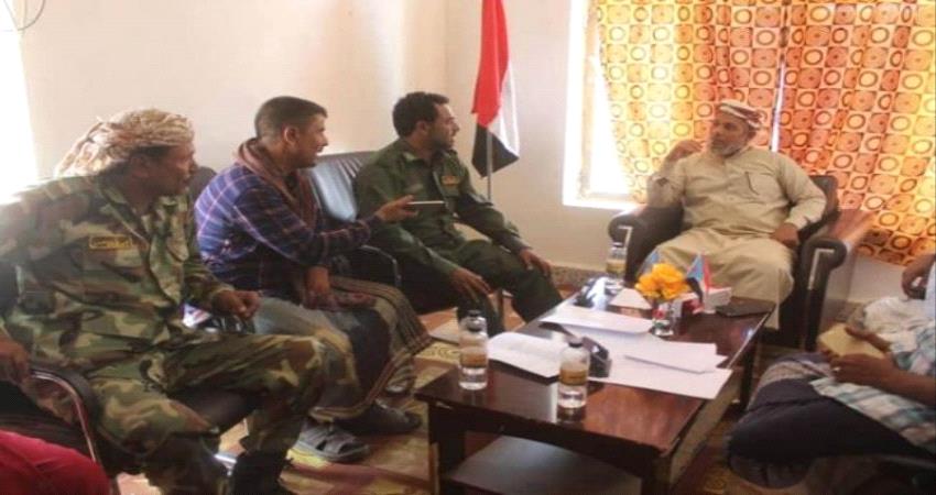 رئيس الادارة الذاتية بسقطرى يطلع على مستوى تنفيذ الخطة الأمنية بالأرخبيل