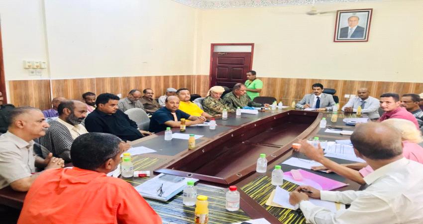 عدن.. تنفيذي خورمكسر يرفع الجاهزية لاستقبال عيد الاضحى