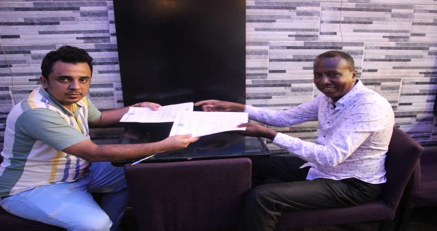 ادارة الميناء توقع مع المدرب قيصر علمي لقيادة فريقها السلوي 