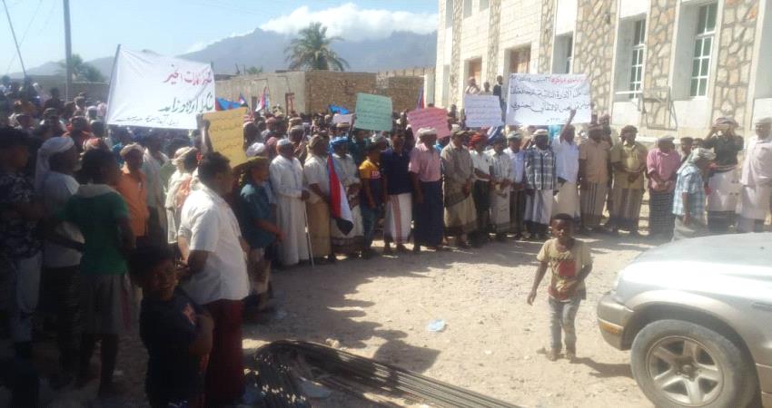 استمرار الفعاليات الجماهيرية بسقطرى لتأييد إعلان الإدارة الذاتية