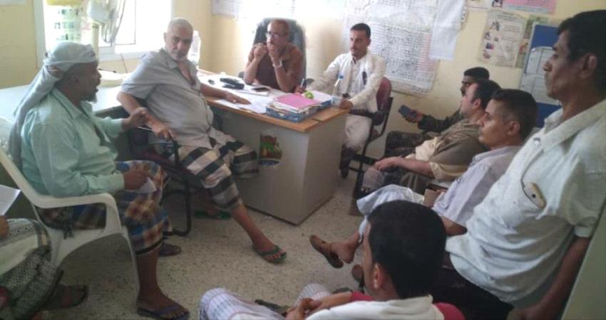 المسيمير.. لقاء يناقش طرق تقديم الخدمة الطبية لأهالي المديرية