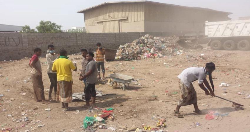 تدشين حملة نظافة في مديريتي الحوطة وتبن بلحج