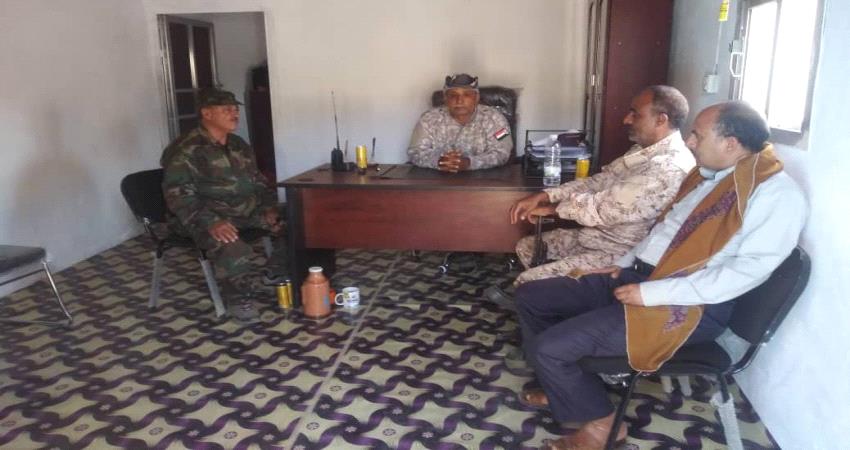 قيادات انتقالي مديرية الشعيب تزور جبهة مريس شمالي الضالع