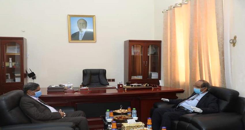 حضرموت .. بحث الحلول البديلة لإستمرار الدراسة الجامعية في ظل #كورونا