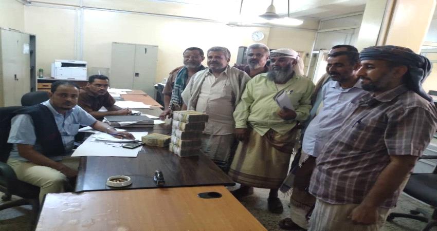 الإدارة الذاتية بردفان تفتتح حساب إيراد في البنك الأهلي 