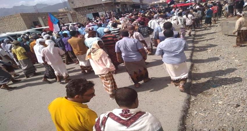 سقطرى: احتفالات شعبية بانتصار القوات الجنوبية وتطهير الجزيرة من ميليشيات الارهاب (صور)