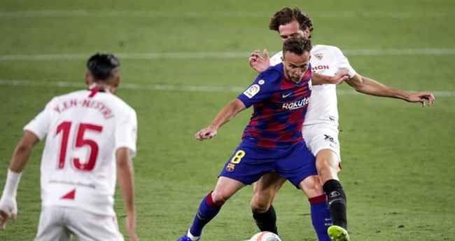 آرثر "غاضب".. ويرفض ارتداء قميص #برشلونة مجدداً