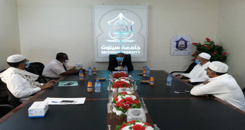 لقاء تشاوري يبحث في  آلية استئناف الدراسة الجامعية 