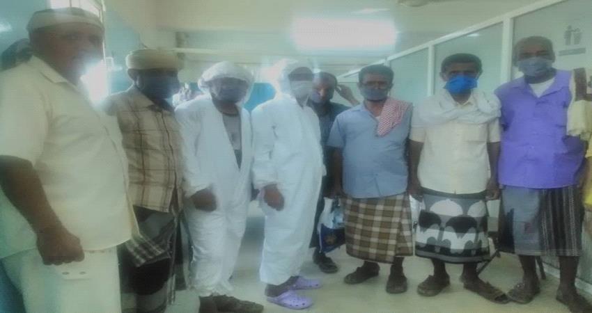 لحج.. رئيس القيادة المحلية لانتقالي طورالباحة يتفقد المحجر الصحي ويعد برفع المتطلبات