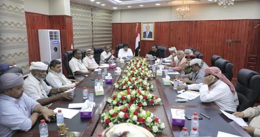 المهرة .. تعليق حظر التجوال والإبقاء على إجراءات الوقاية من #كورونا