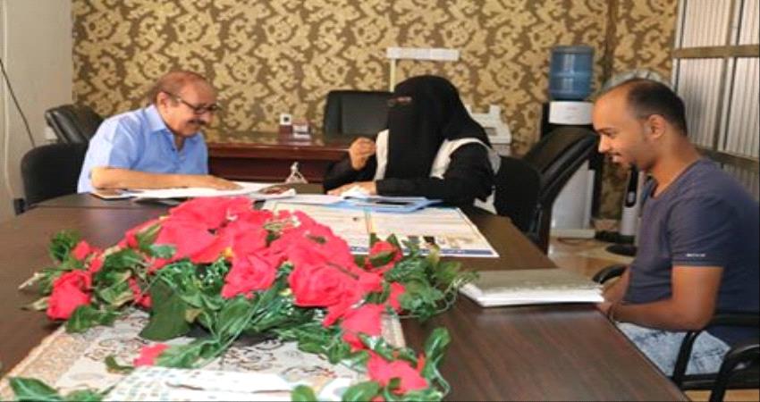 محلي الشيخ عثمان يحدد ثلاثة مراكز لصرف الحوالات النقدية في المديرية 