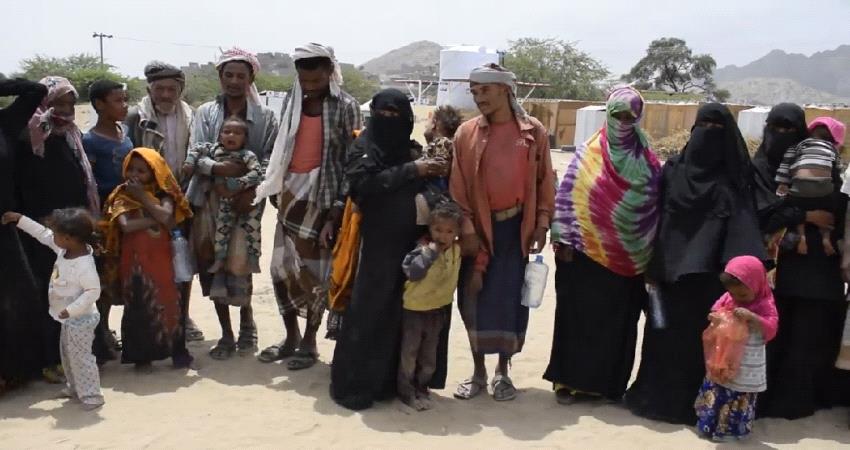 وصول دفعة جديدة من النازحين الى احد مخيمات النزوح بلحج