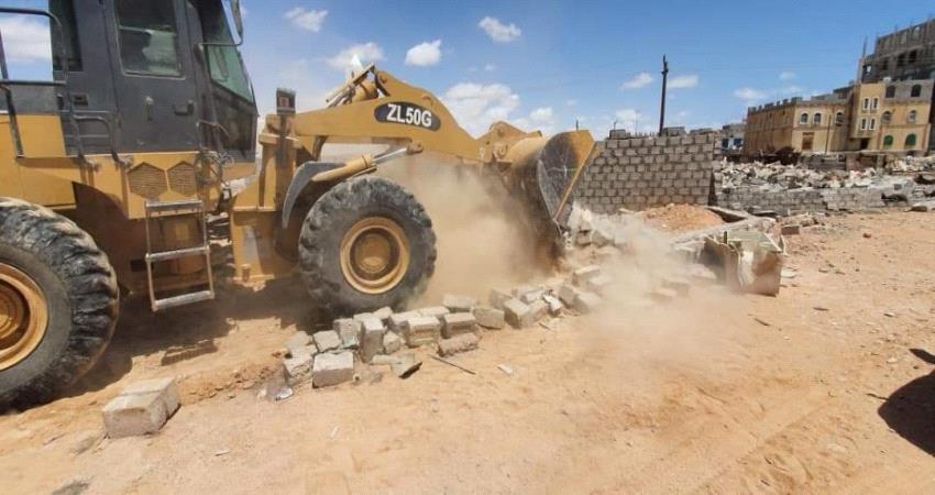 المهرة .. حملة إزالة للبناء العشوائي في الغيضة