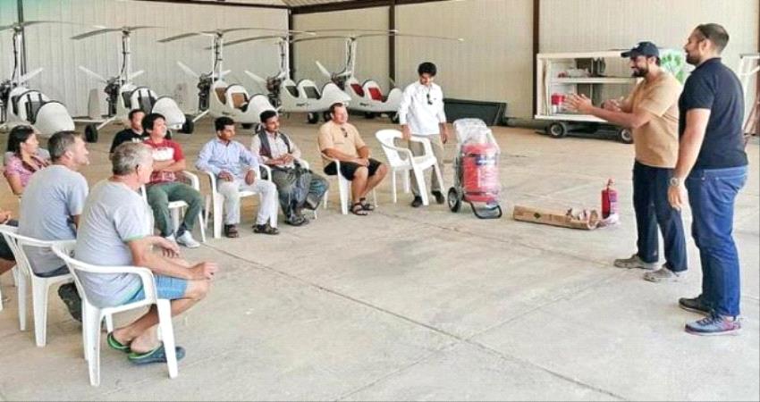 خليفة الانسانية تدرب طواقم مطار سقطرى على حالات الطوارئ