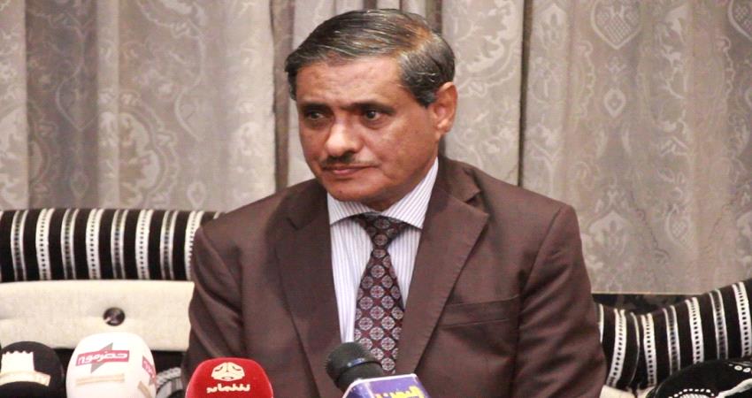 في خطاب هام ..محافظ حضرموت يعلن حالة استنفار قصوى ويدعو المواطنين الى التزام المنازل