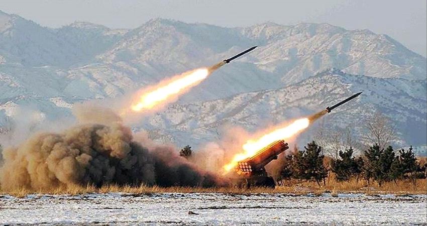 الحوثي يعاود إستهداف معسكر صحن الجن بمأرب