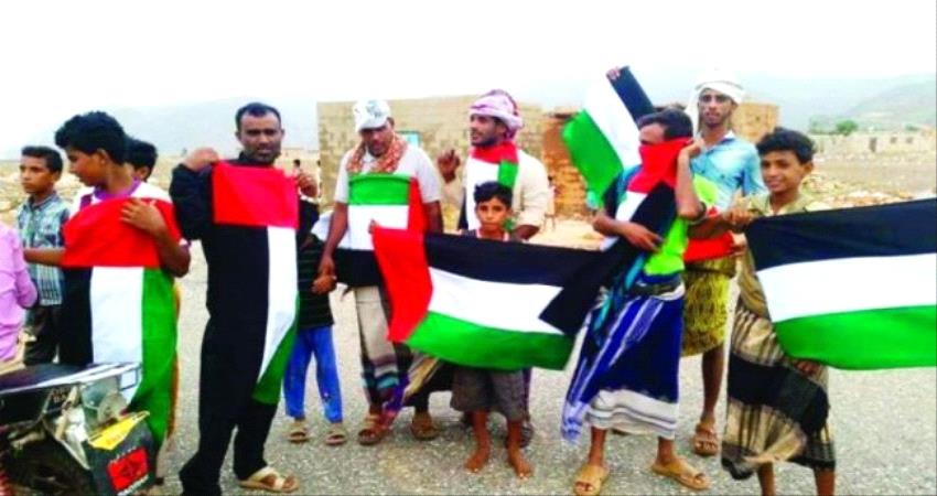 خليفة الانسانية تعيد تأهيل جسر قلنسية بسقطرى