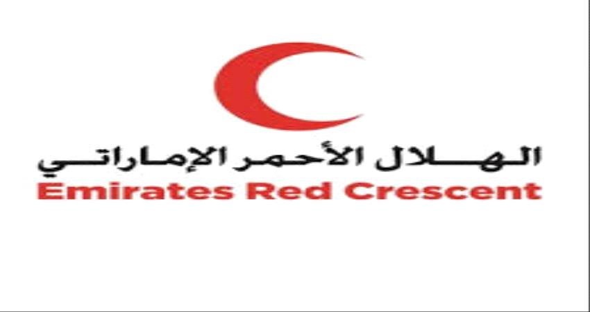 هلال الامارات يواصل توزيع وجبات الافطار في الحديدة