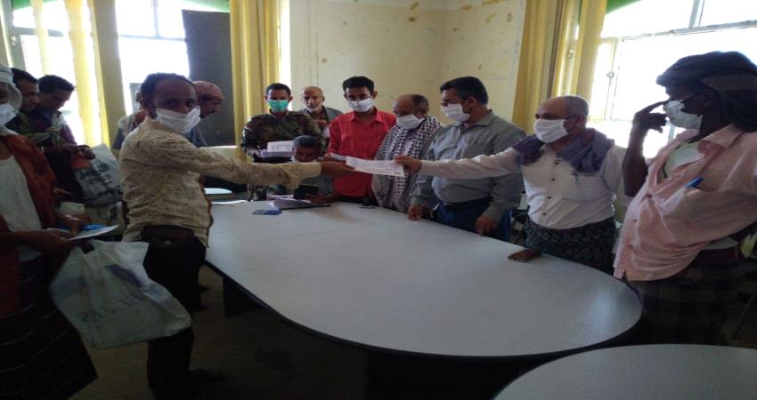 الضالع.. تدشين صرف رواتب 6 أشهر لأسر شهداء المرحلة الثالثة 