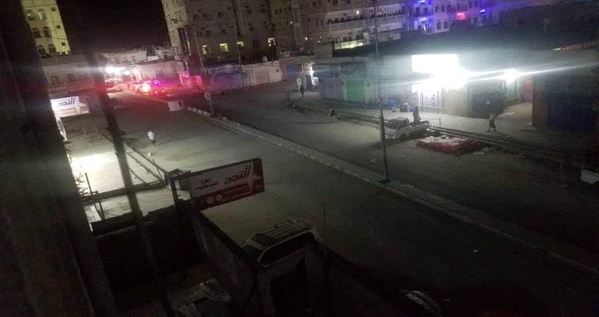 شوارع عاصمة المهرة خالية من الحركة مع بدء سريان حظر التجوال (صور)