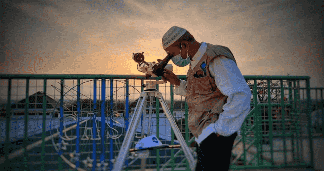 السعودية والامارات واليمن تتوقع الاحد وقطر تقول السبت.. موعد عيد الفطر فلكيا